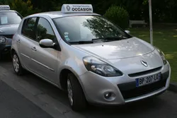 Renault clio iii 1.5 l dci 90 cv tom tom 123700 kms