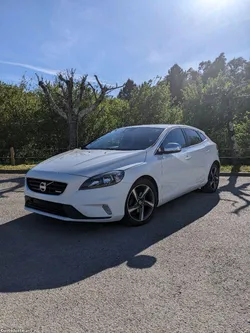 Volvo V40 D2 R-Design
