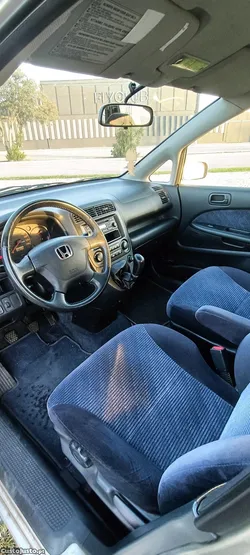 Honda Stream 1.7 Vtec