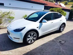 Tesla Model Y Long Range Tração Integral