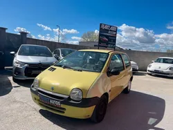 RENAULT Twingo 1.2L 60 CHEV ESSENCE - TRÈS ÉCONOMIQUE ET IDÉAL POUR UN JEUNE CONDUCTEUR