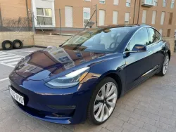 TESLA Model 3 Long-Range RWD