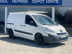 Peugeot EXPERT 1.6 HDi / Fourgon court / 90 cv / Climatisation / Attelage / Galerie de toit / Lumière arrière / Bluetooth