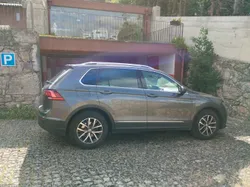 VW Tiguan SUV - WOLKSWAGEN TIGUAN 2.0 DIÉSEL CONFORTELINE