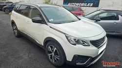 Peugeot 5008 phase II hdi 130 cv 7 places Allure EAT8 Révision faite, pneu récents..