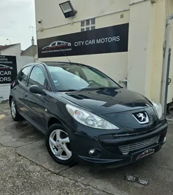 Peugeot 206+ trendy édition 1.4i 75cv toutes options