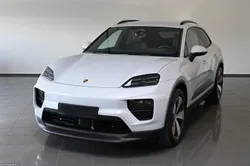 Porsche Macan 100kWh