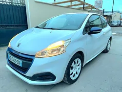 Peugeot 208 1.0 vti 68ch 5 places 88000km