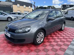 Volkswagen GOLF VI 1.6 TDI 105CH BLUEMOTION FAP STYLE 5P