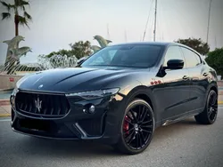MASERATI LEVANTE TROFEO 580 ch restyling Carbone Magnifique