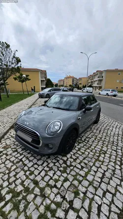 MINI Cooper Cooper