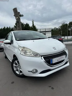 Peugeot 208 1.4 HDi SE Style