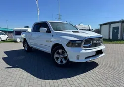 Dodge RAM 1500 SPORT CREW CAB 5.7 V8 HEMI 401 CH