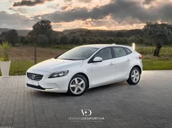 Volvo V40 Kinetic Nacional