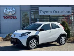 Toyota aygo x 1.0 VVT-i 72 Dynamic S-CVT