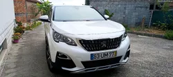 Peugeot 3008 1.5 HDi 130cv