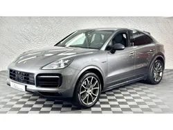 PORSCHE CAYENNE Coupé 3.0 - Platinum Edition - Entretien Porsche / Adaptatif / Sport chrono / 18 Positions /