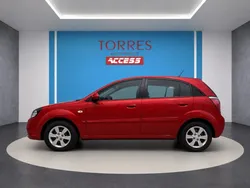 🔹 Kia Rio 1,4 97CH LX 1ERE MAIN