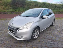 Peugeot 208 1.2 Gasolina