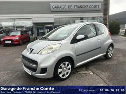 PEUGEOT 107 1.0i Trendy