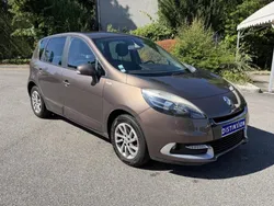 Renault Scénic TomTom Live 1.5 dCi 110 fap diesel 5 portes (mai 2012) (co2 128)