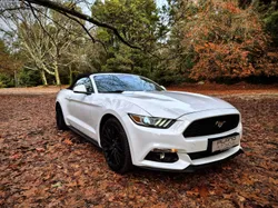 Ford Mustang Cabrio 2.3 TURBO 317CV