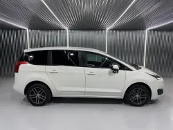 Peugeot 5008 1.2 PureTech S&S Style 7 pl. 130