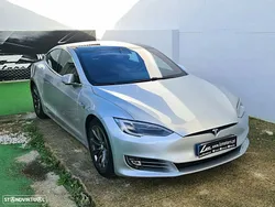 Tesla Model S 75D AWD