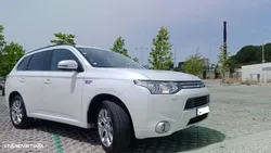 Mitsubishi Outlander 2.0 MIVEC Instyle Navi+
