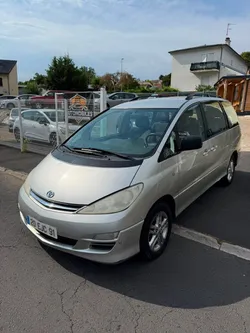 TOYOTA PREVIA 2.0 D-4D 116 CH – 7 PLACES Très bon état – Révisé – Garantie nationale incluse
