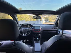 Peugeot 208 GTI - 200cv- Tecto Panoramico