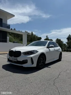 BMW 118 i Pack Desportivo M Auto