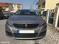 Peugeot 308 PureTech 130 GPF EAT8 Stop & Start Allure Pack