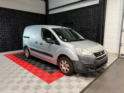 PEUGEOT PARTNER 1.6 HDI 100 CH BVA ETG6 Fourgon Premium 3 places - DISTRIB OK - GTIE 12 MOIS ( BERLINGO )