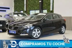 VOLVO V40 T4 Momentum Aut.