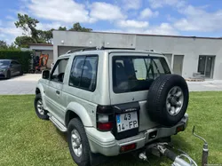 Mitsubishi Pajero 3 portas