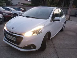 Peugeot 208 1.2 82 CV