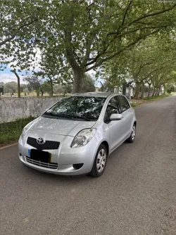 Toyota Yaris 1.0 VVTI Sol