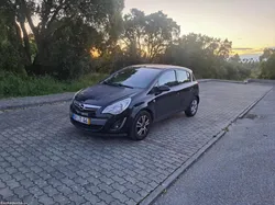 Opel Corsa D 1.2 gasolina ano 2011 bom estado