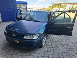 Peugeot 306 1.4 gasolina com A/C