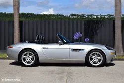 BMW Z8 Standard
