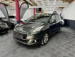 PEUGEOT 5008 1.6 HDi 120 CH 7pl PHASE 2 ALLURE + TOIT PANO + VISION TETE HAUTE