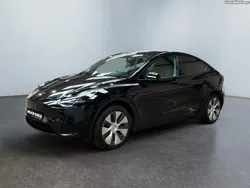 Tesla Model Y Standard RWD