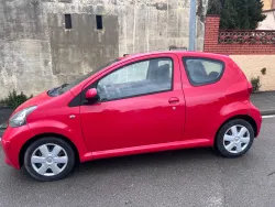 Toyota Aygo Aygo 1.4D Blue Blue