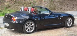 BMW Z4 3.0i roadster com caixa manual
