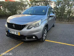 Peugeot 2008 1.2 PureTech Style