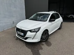 ⭐️⭐️ Peugeot 208 2022 1.5 BlueHdi 100ch BVM6 / 1ère main / 5 places / Jantes Alu / Carplay / Feux LED / Clim / GPS / Radar de recul / Entretien Peugeot / Garantie ⭐️⭐️