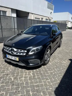 Mercedes-Benz CLA 200 AMG