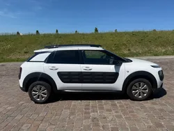 Citroen c4 cactus 1.6 hdi 100cv annee 2015