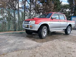 Mitsubishi L200 5 lugares 4x4